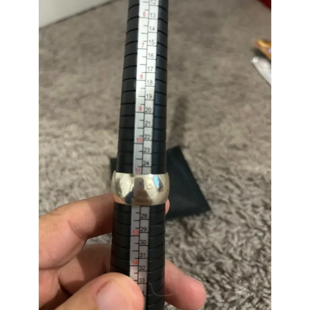 Large Silver Banded 925 Ring - mens size 11